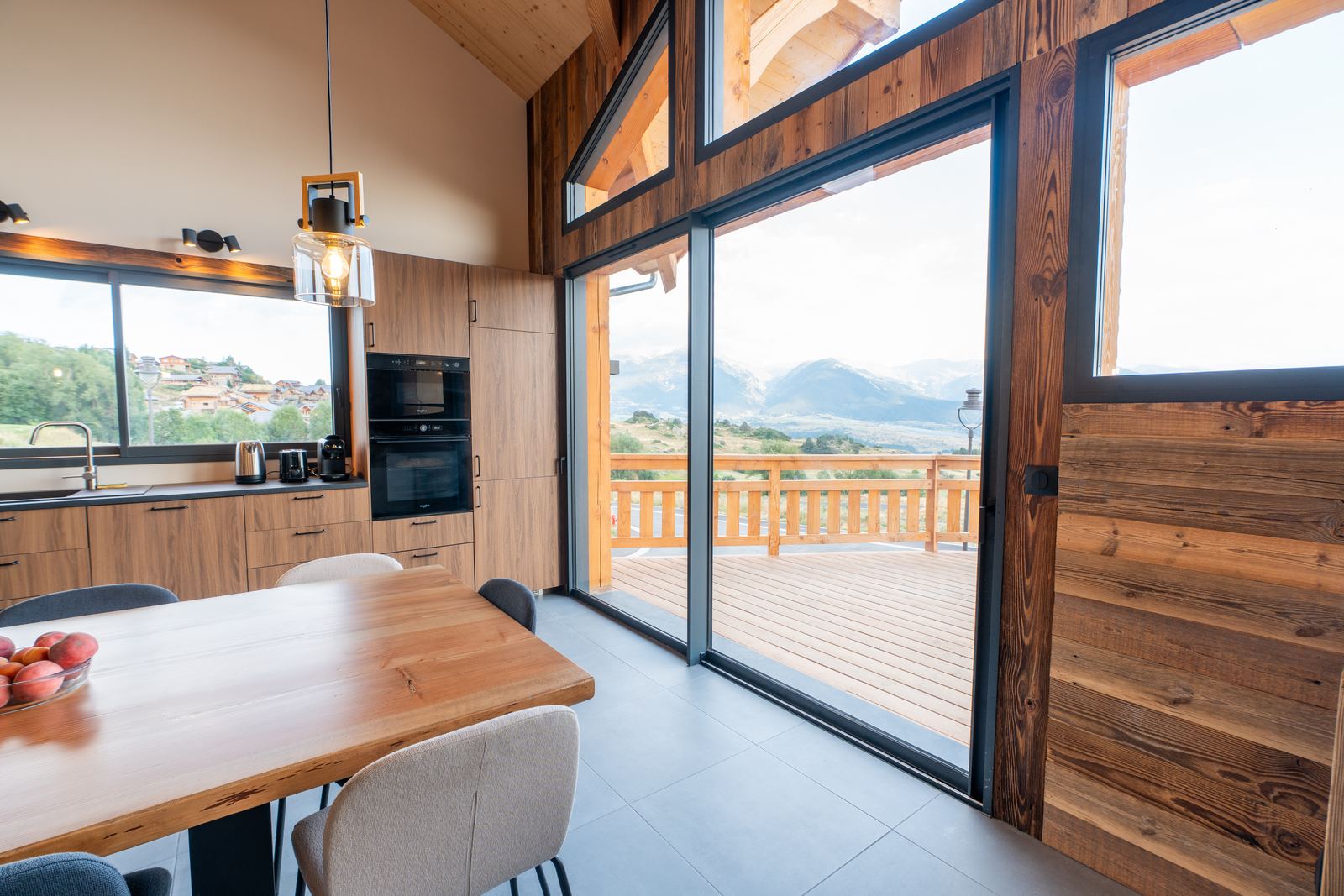 Cuisine ouverte sur la terrasse